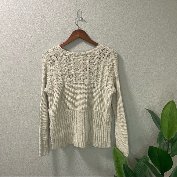 Abercrombie & Fitch cream cable knit sweater - Picture 7 of 8